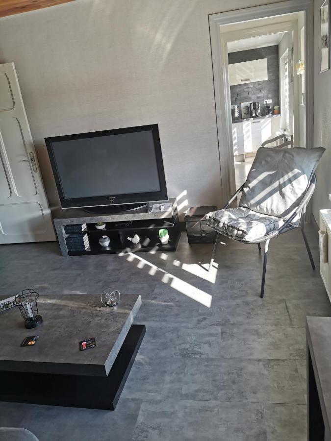 Gite De Plaisance Lagarde  Exterior photo